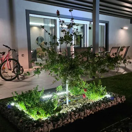 Deluxe Villa *